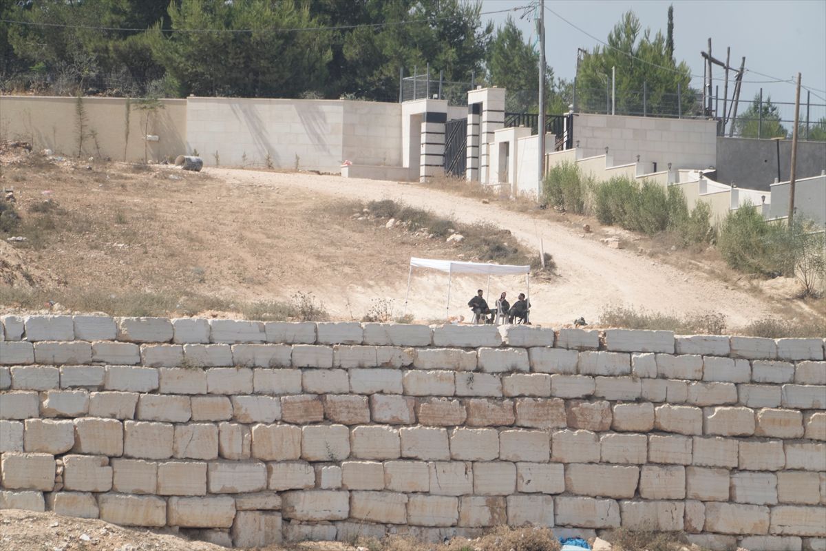 Batı Şeria'da 10 Gündür Ev Kuşatması