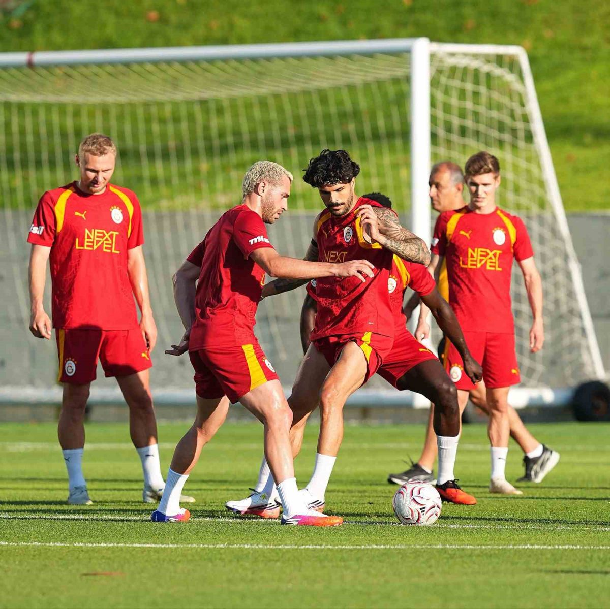 Galatasaray, Erzurumspor maçı hazırlıklarını sürdürüyor