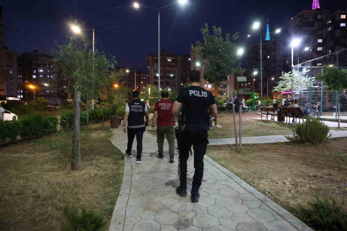 Kozan'da Narkotik Denetimi: 'Kozan'a Güven' Uygulaması