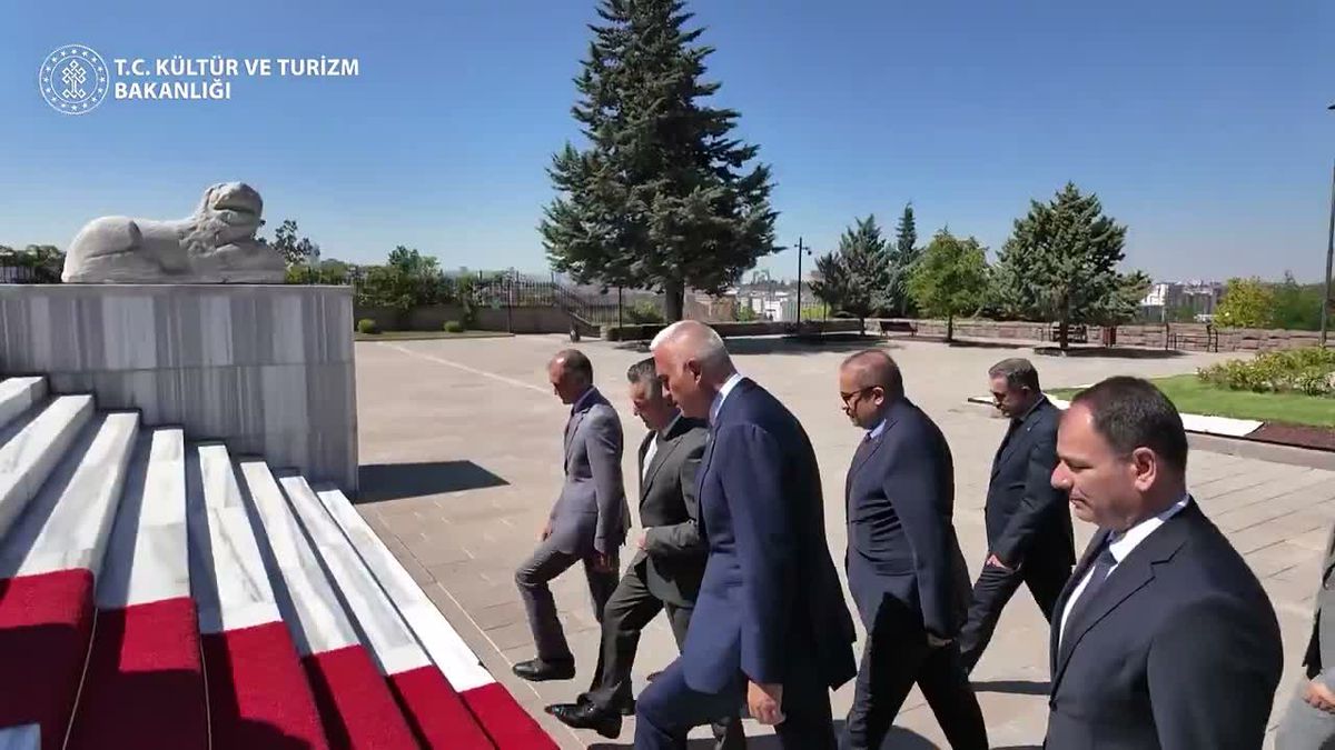 550 Eserlik Takı Sergisi Ankara'da Açıldı