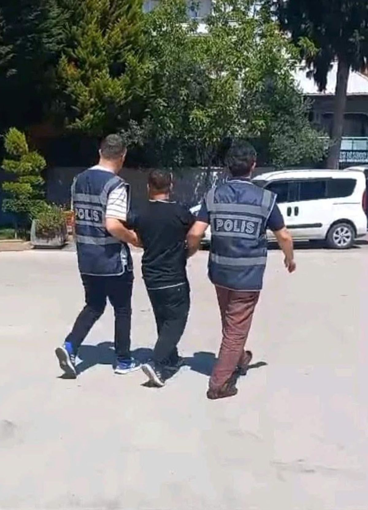 Mudanya'da 52 Yılı Aşkın Hapis Cezasıyla 7 Şüpheli Yakalandı