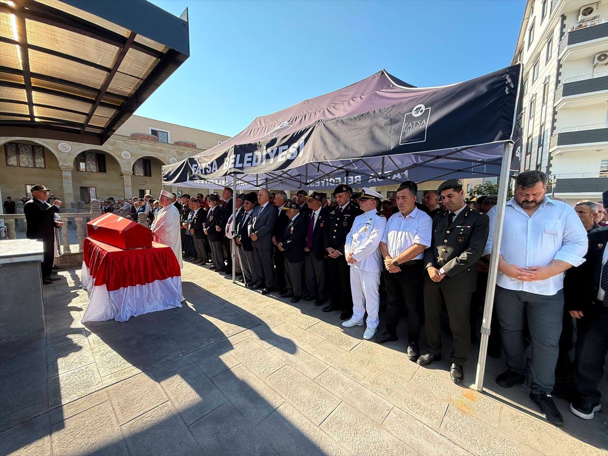 Kıbrıs Gazisi Yılmaz İyinik Son Yolculuğuna Uğurlandı