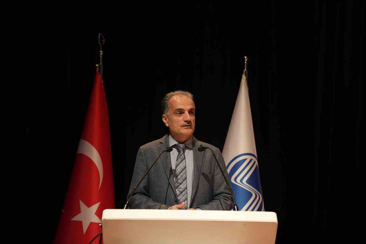 Prof. Dr. Hamza Al yeniden Sakarya Üniversitesi Rektörlüğüne atandı