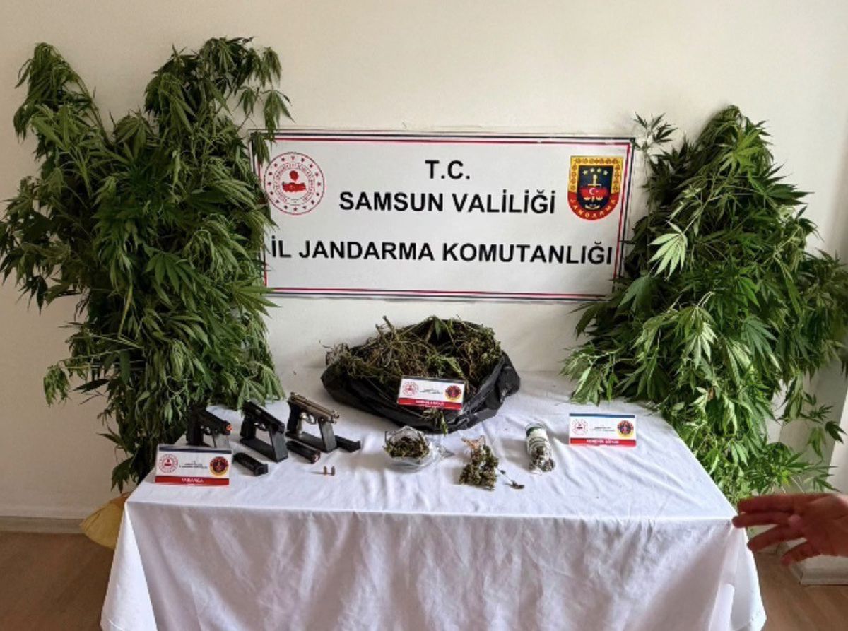 Salıpazarı'nda Uyuşturucu ve Silah Operasyonu