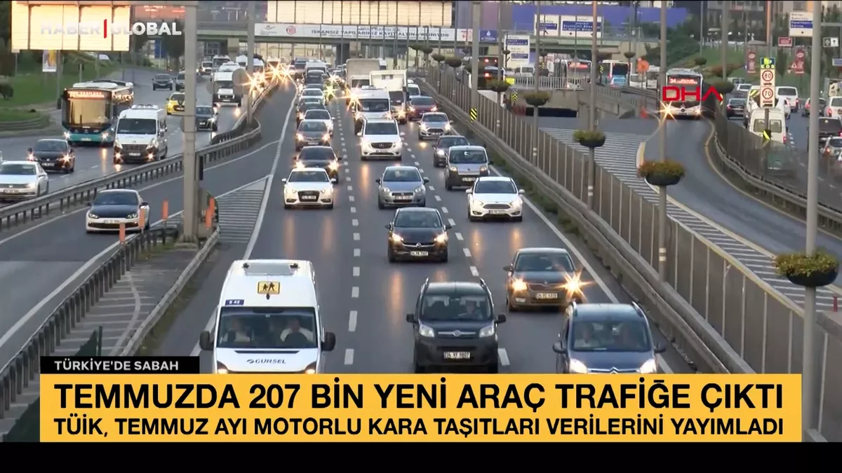 Temmuzda 207 bin 508 taşıt trafiğe kaydedildi
