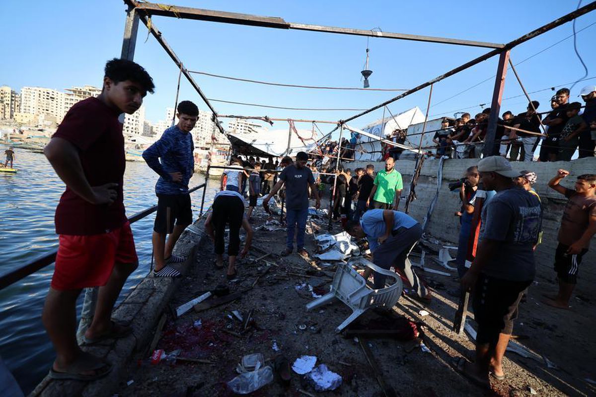 İsrail'in Gazze'deki Kafeye Saldırısında 6 Filistinli Öldü