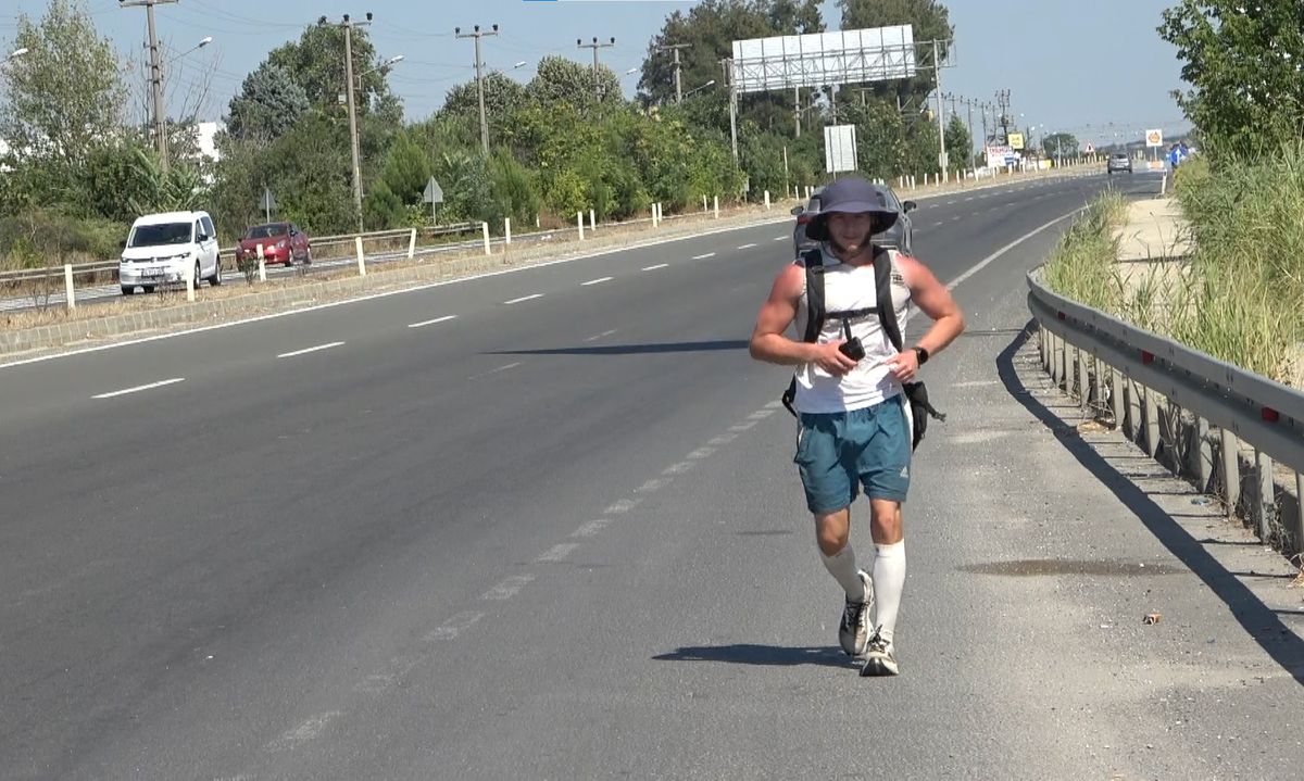 Gurbetçi Mustafa Güzel'den 3 Bin Kilometrelik Koşuyla İstanbul Hedefi