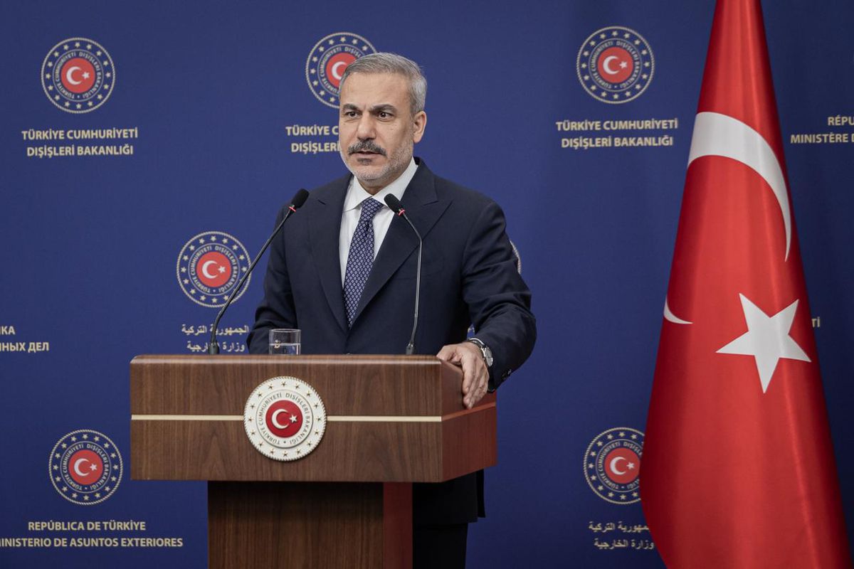 Fidan, İshak Dar'ı İstanbul'daki 4. Bölgesel Dışişleri Bakanları Toplantısı'na Davet Etti
