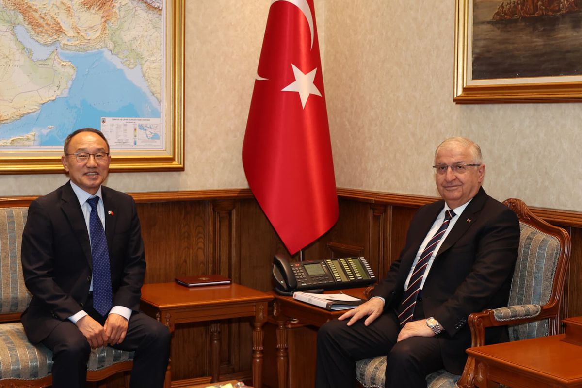 Bakan Güler, Güney Kore'nin Ankara Büyükelçisi'ni kabul etti