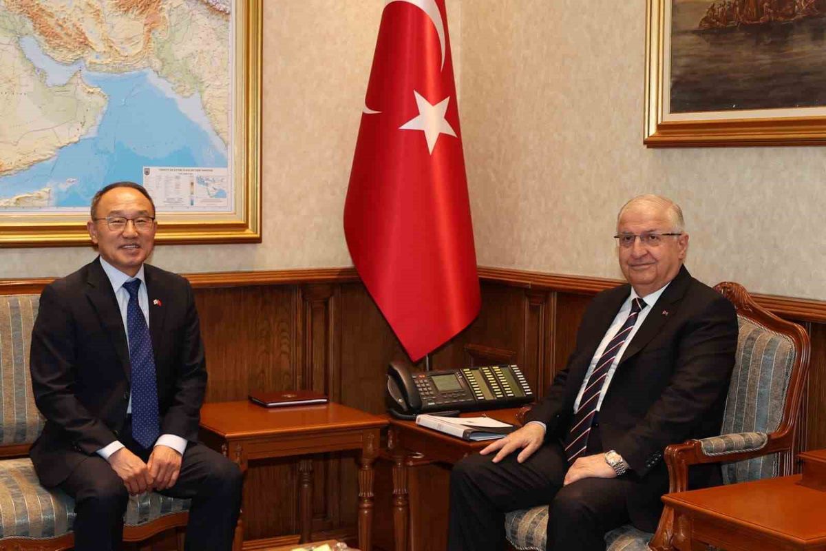 Bakan Güler, Güney Kore Büyükelçisi'ni kabul etti