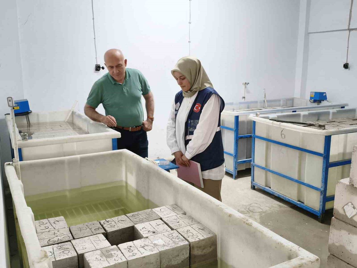 Bayburt'ta Yapı Laboratuvarına Denetim