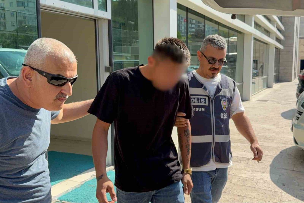 Samsun'da Bıçaklama Olayının Şüphelisi 17 Yaşındaki Çocuk Tutuklandı