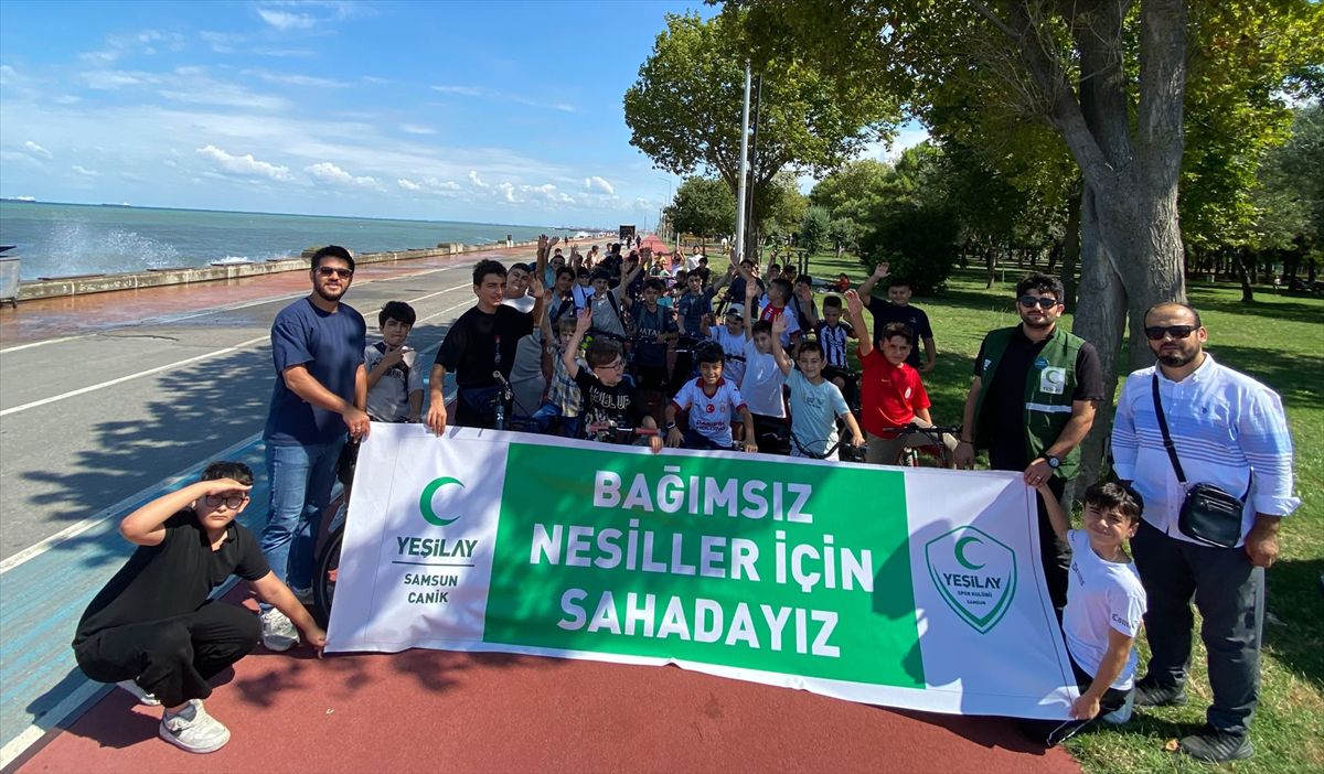 Canik’te Gençlere Bisiklet Turu