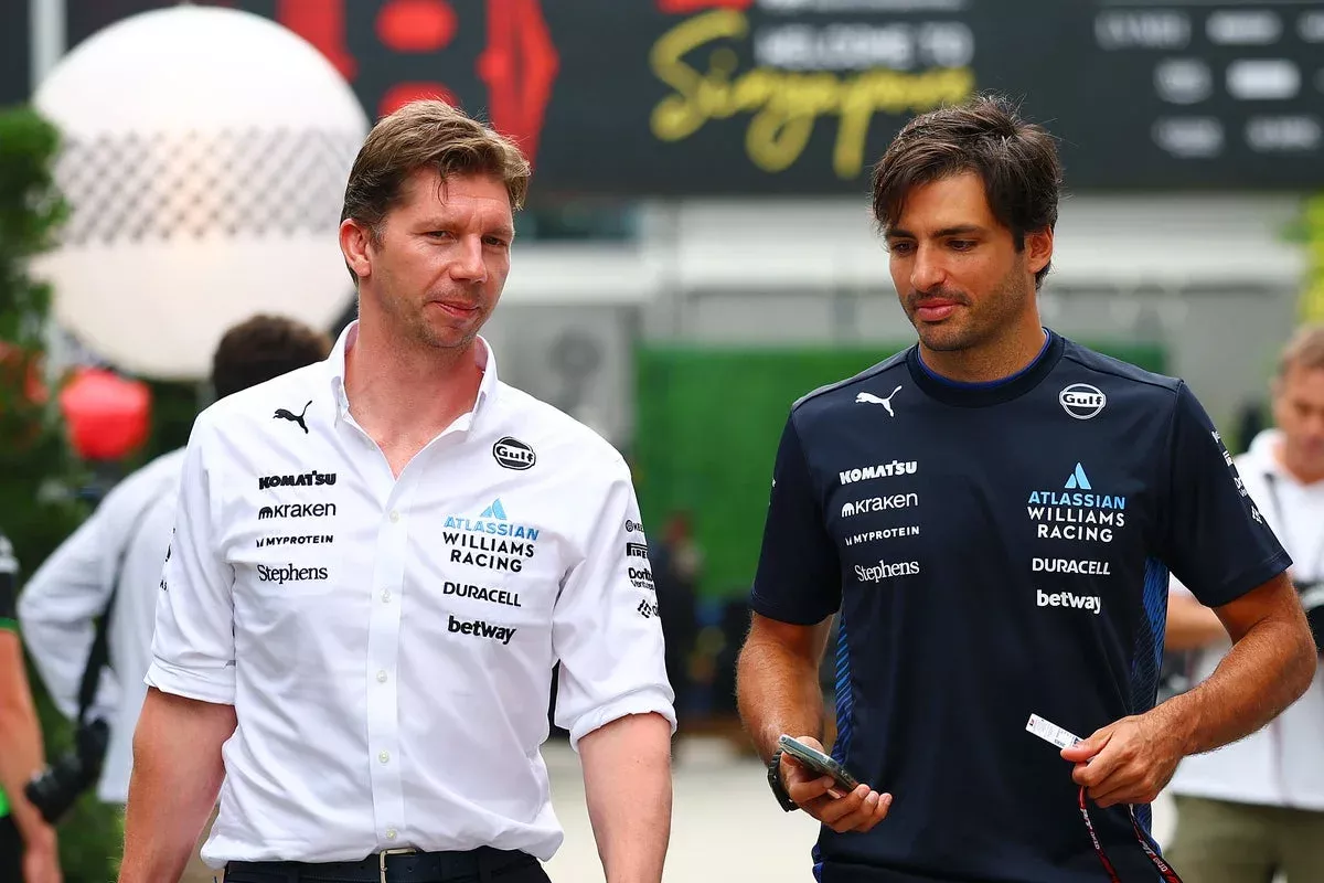Sainz, Williams'la çok yıllık sözleşme imzaladı