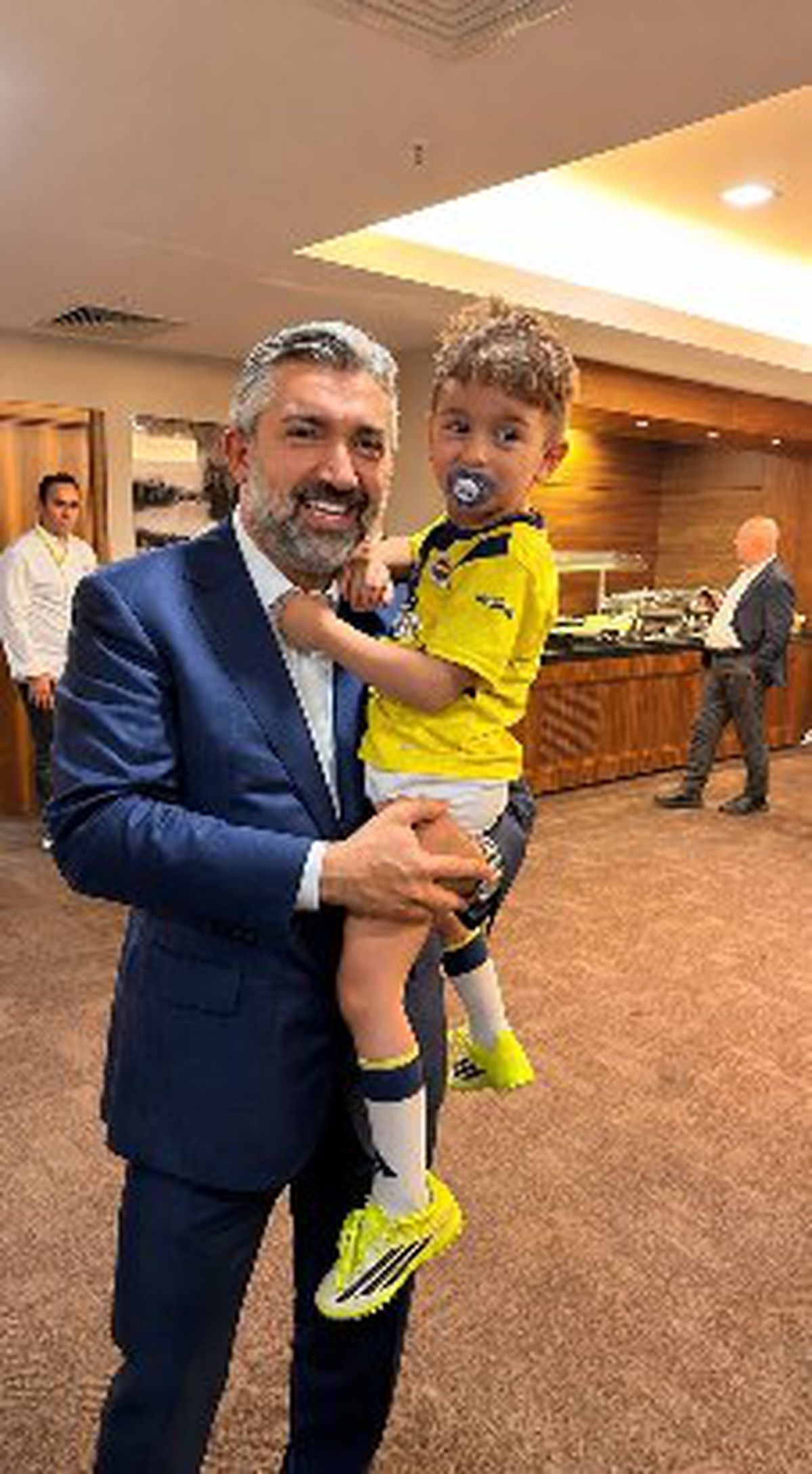 ARCA Çorum FK Başkanı'ndan Minik Taraftara Sürpriz: Fenerbahçe-Lyon Maçında Buluştular