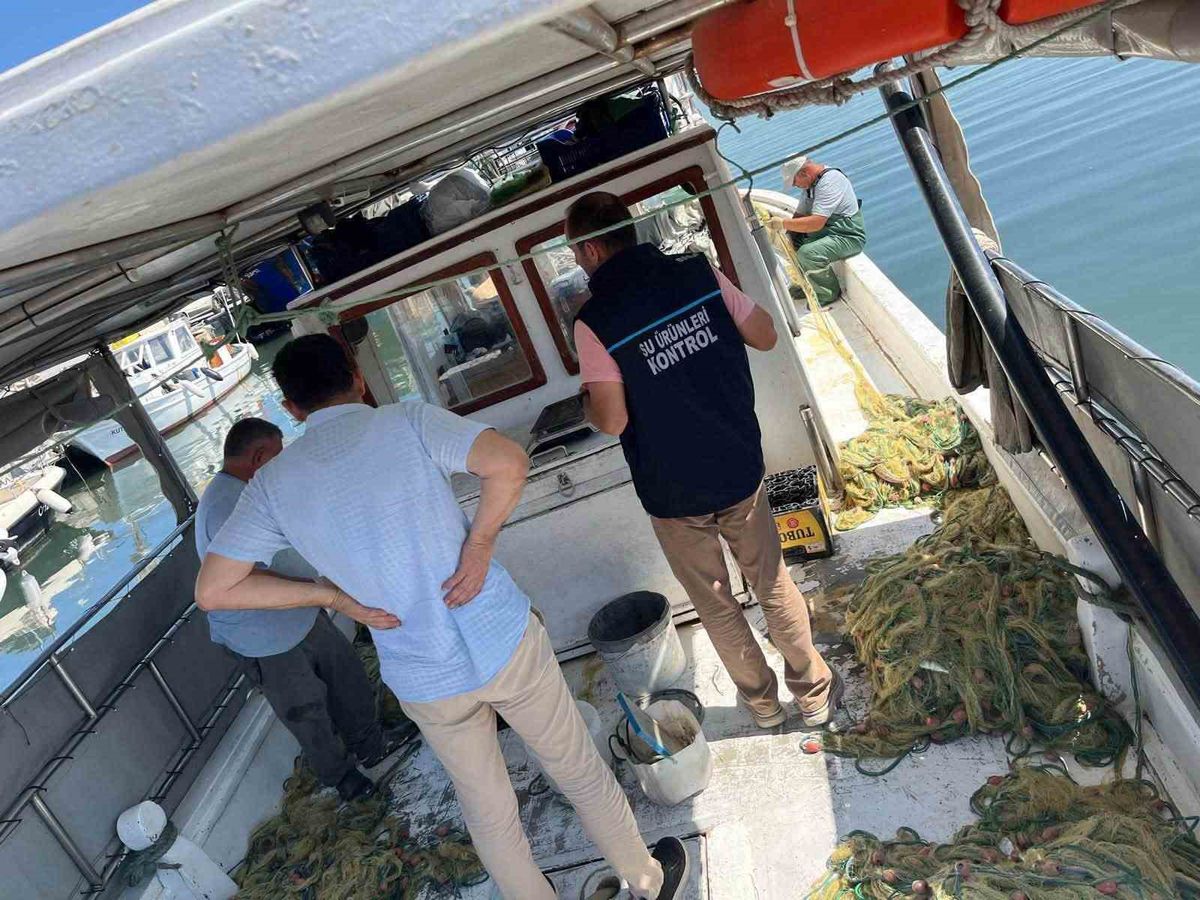 Didim'de Su Ürünleri Denetimleri ve Balıkçılara Bilgilendirme