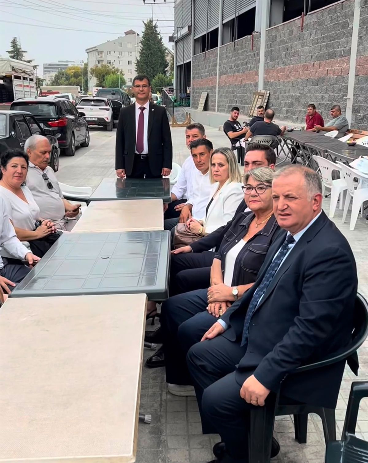 AK Parti'den belediye çalışanına mesai tepkisi