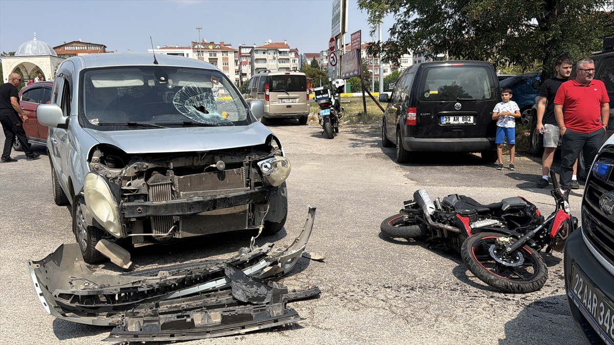 Edirne'de Motosiklet Kazası: 1 Yaralı