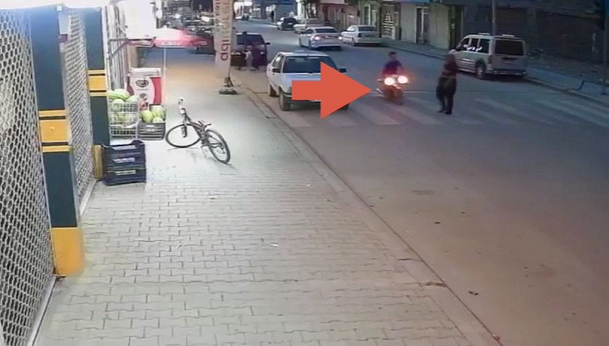 Yaya Geçidinde Motosiklet Kazası: Yaşlı Adam Yaralandı, Sürücü Kaçtı
