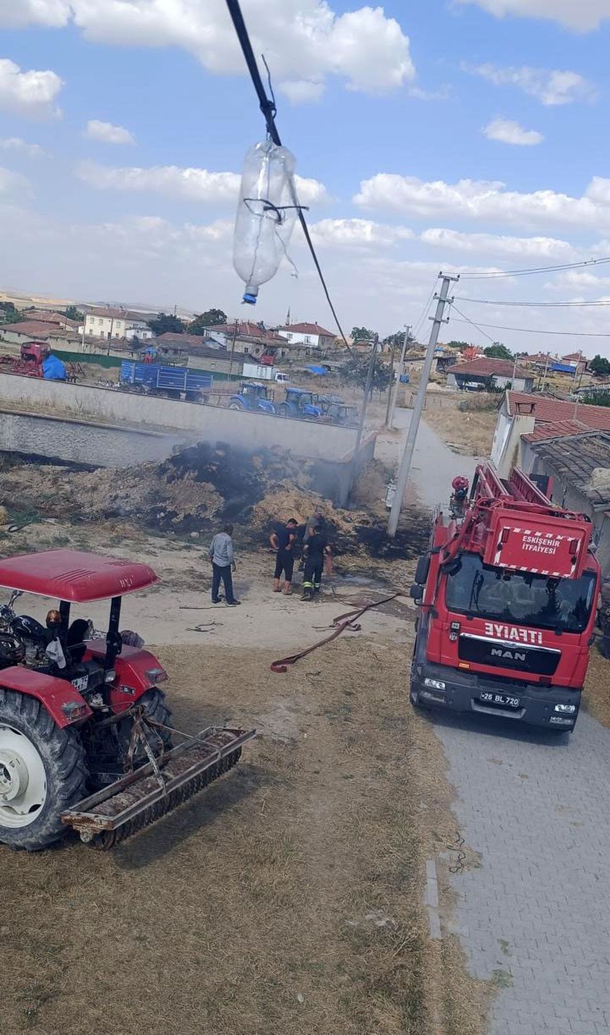 Kavuncu Mahallesi'nde Saman Balyaları Küle Döndü