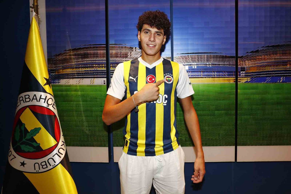 Fenerbahçe, Omar Fayed'i Frosinone'ye transfer etti