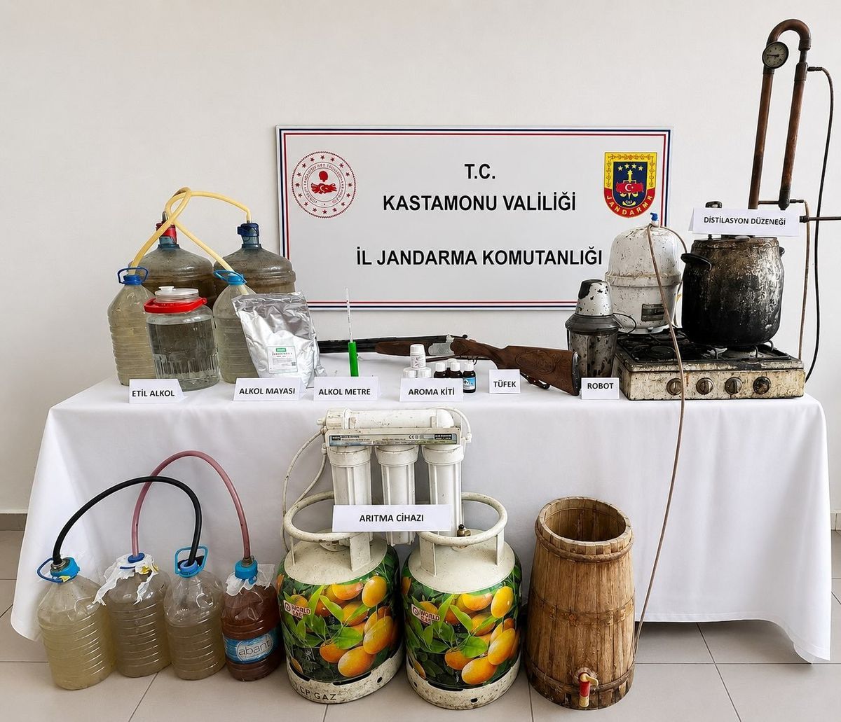 Kastamonu'da Kaçakçılık Operasyonu: 50 Litre Etil Alkol Ele Geçirildi
