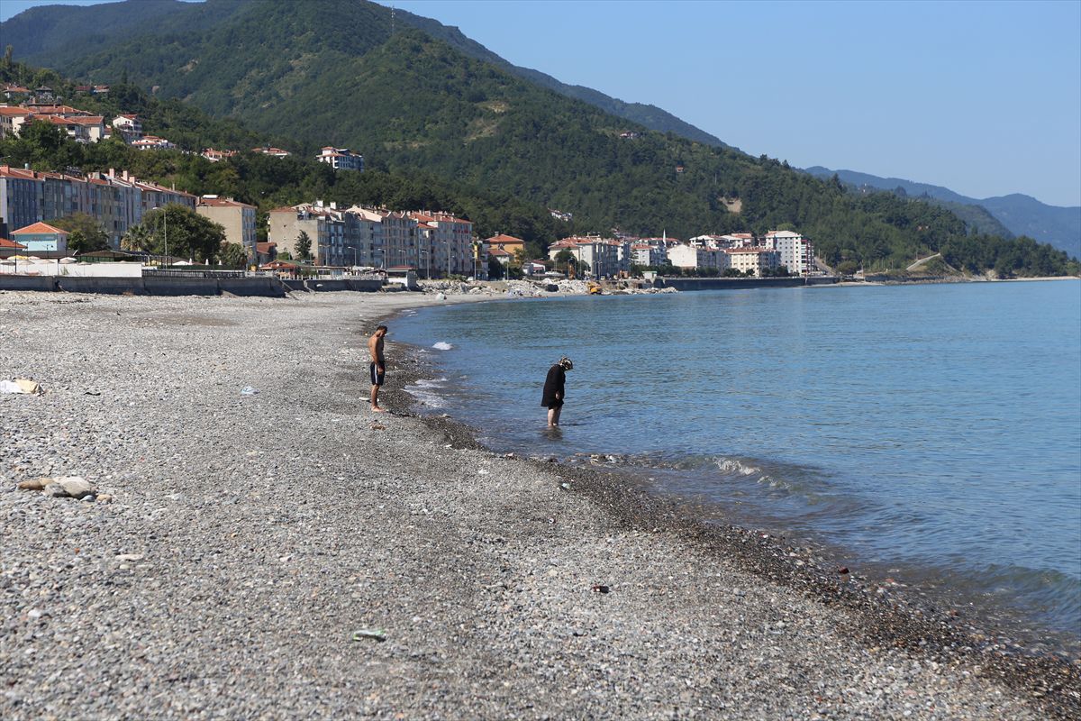 İnebolu'da deniz suyu 13 dereceye düştü