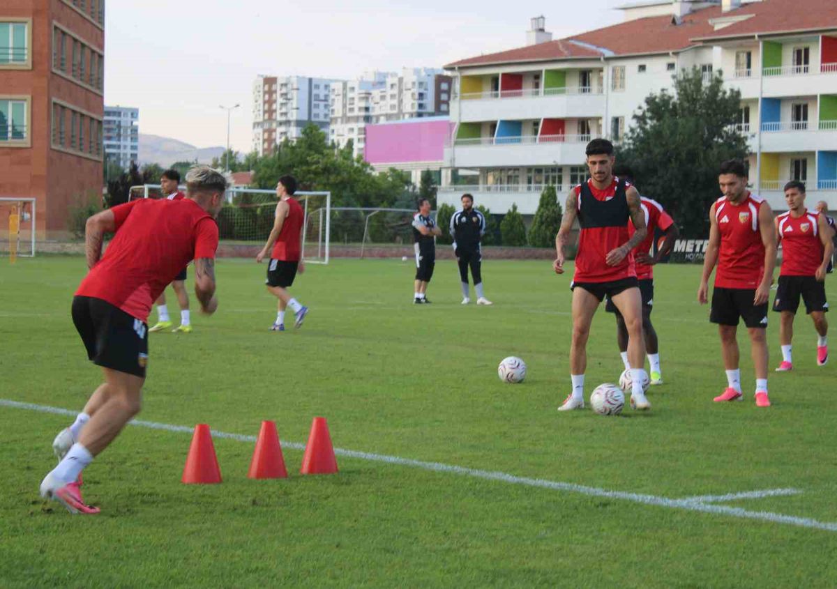 Kayserispor, Iğdır FK maçı hazırlıklarını sürdürüyor