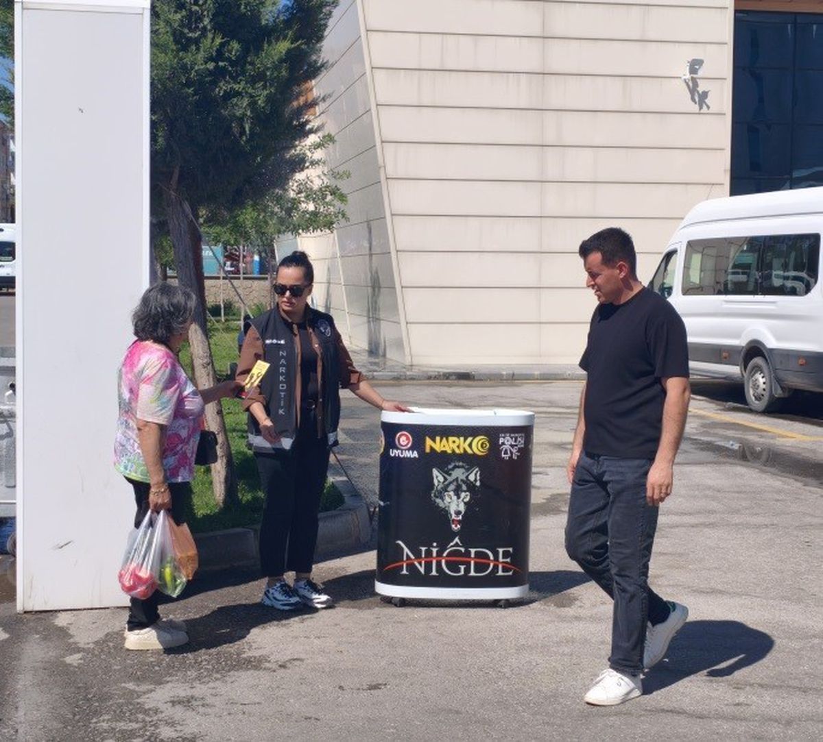 Niğde'de Narkotikle Mücadelede 210 Vatandaşa Bilgilendirme