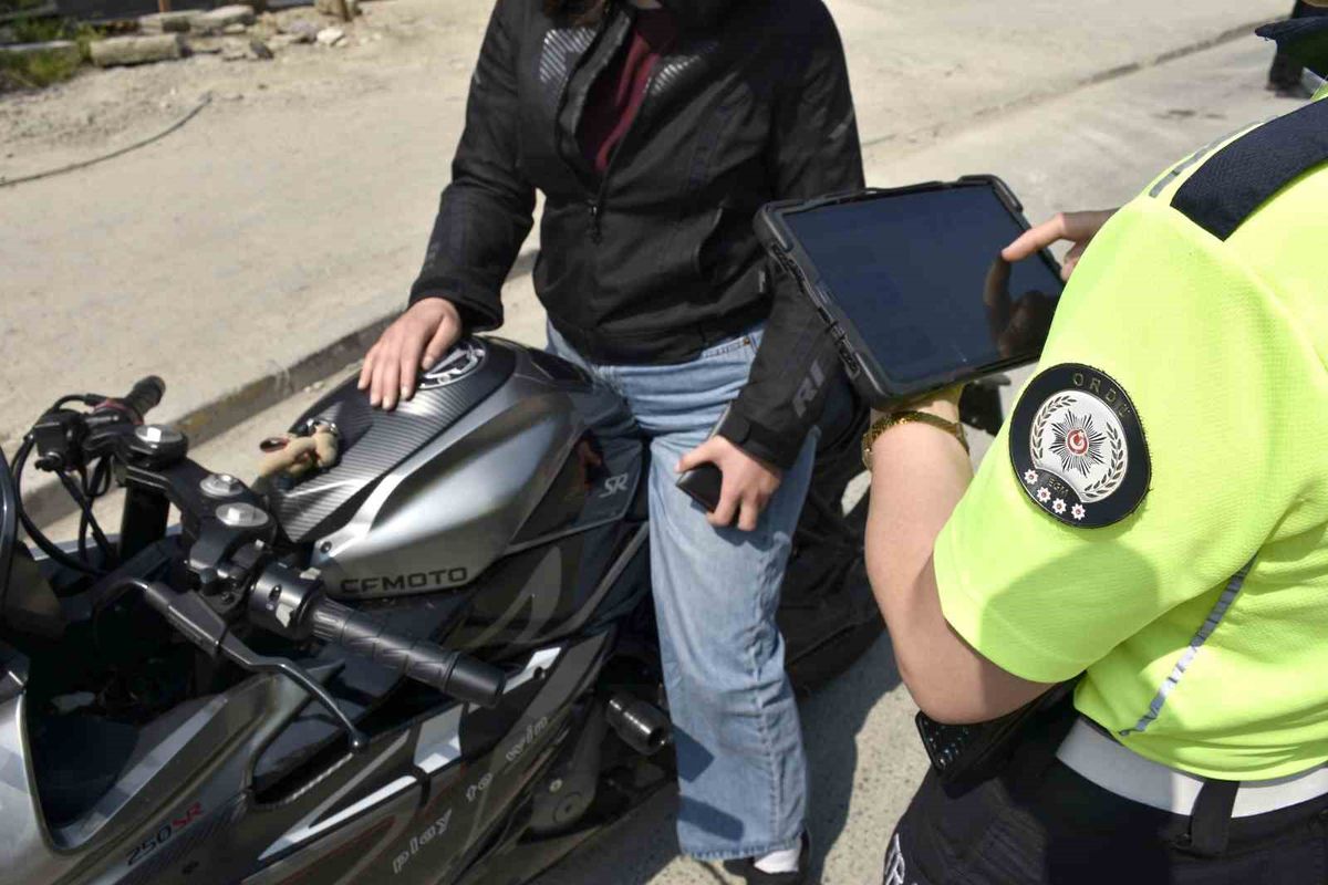 Ordu'da trafik denetimlerinde 16 bin 184 araç kontrol edildi