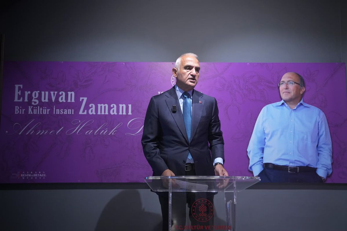 Prof. Dr. Ahmet Haluk Dursun vefatının 7. yılında anıldı