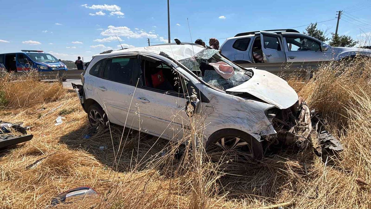 Tavşanlı'da kaza: Aynı aileden 4 yaralı
