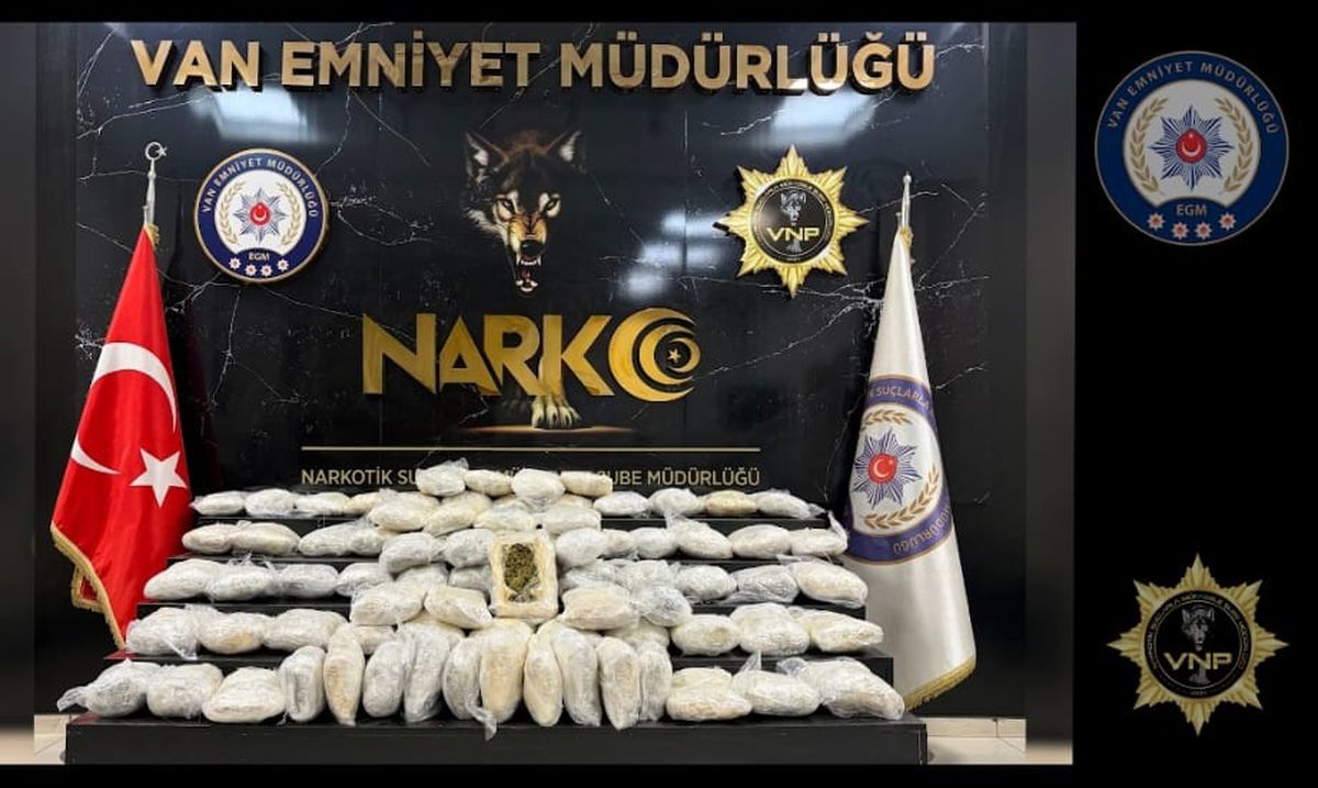Başkale'de Uyuşturucu ve Kaçak Akaryakıt Operasyonu: 3 Tutuklama