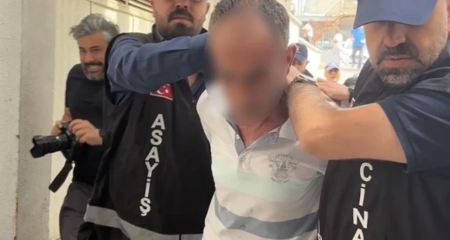 yeni partili vekili bicaklayan 20158695 6020 1 m