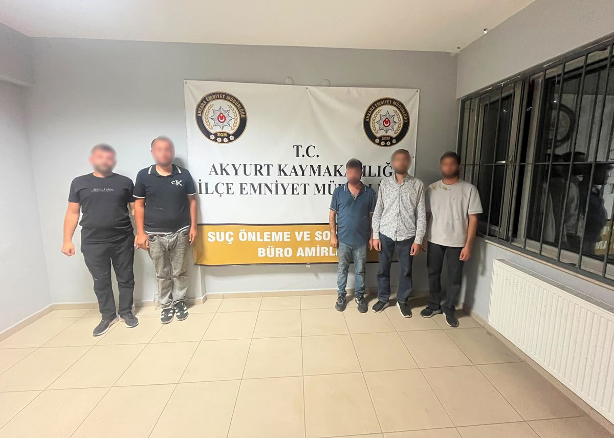 Akyurt'ta 7 km polis kovalamacası: 5 şüpheli yakalandı