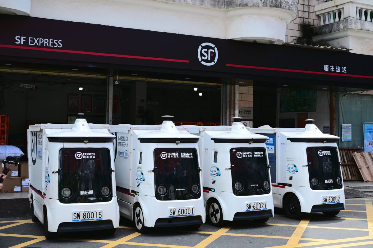 Shenzhen'de Otonom Araçlar Lojistikte Verimliliği Artırıyor