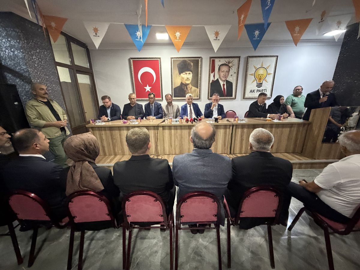 Bakan Bolat Tavşanlı’da Rozet Törenine Katıldı