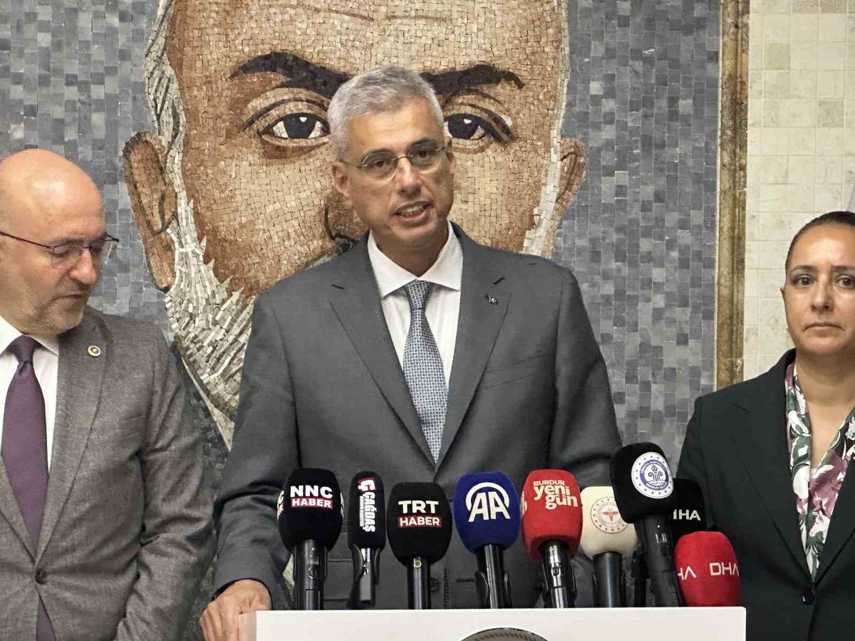 Sağlık Bakanı Memişoğlu: Büyük Hastanelere 24 Saat Kreş Hizmeti