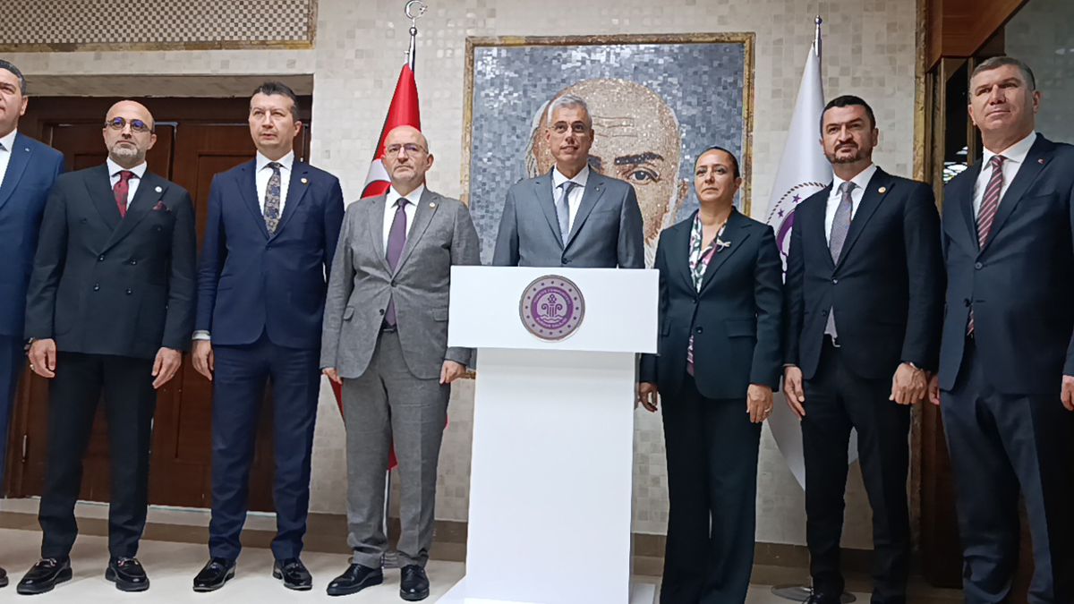Sağlık Bakanı Memişoğlu: Büyük Hastanelere 24 Saat Kreş Hizmeti