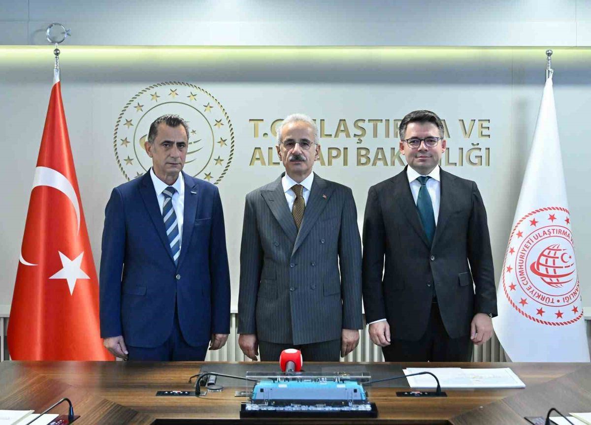 Yerli elektrikli lokomotif E5000'e AB onayı