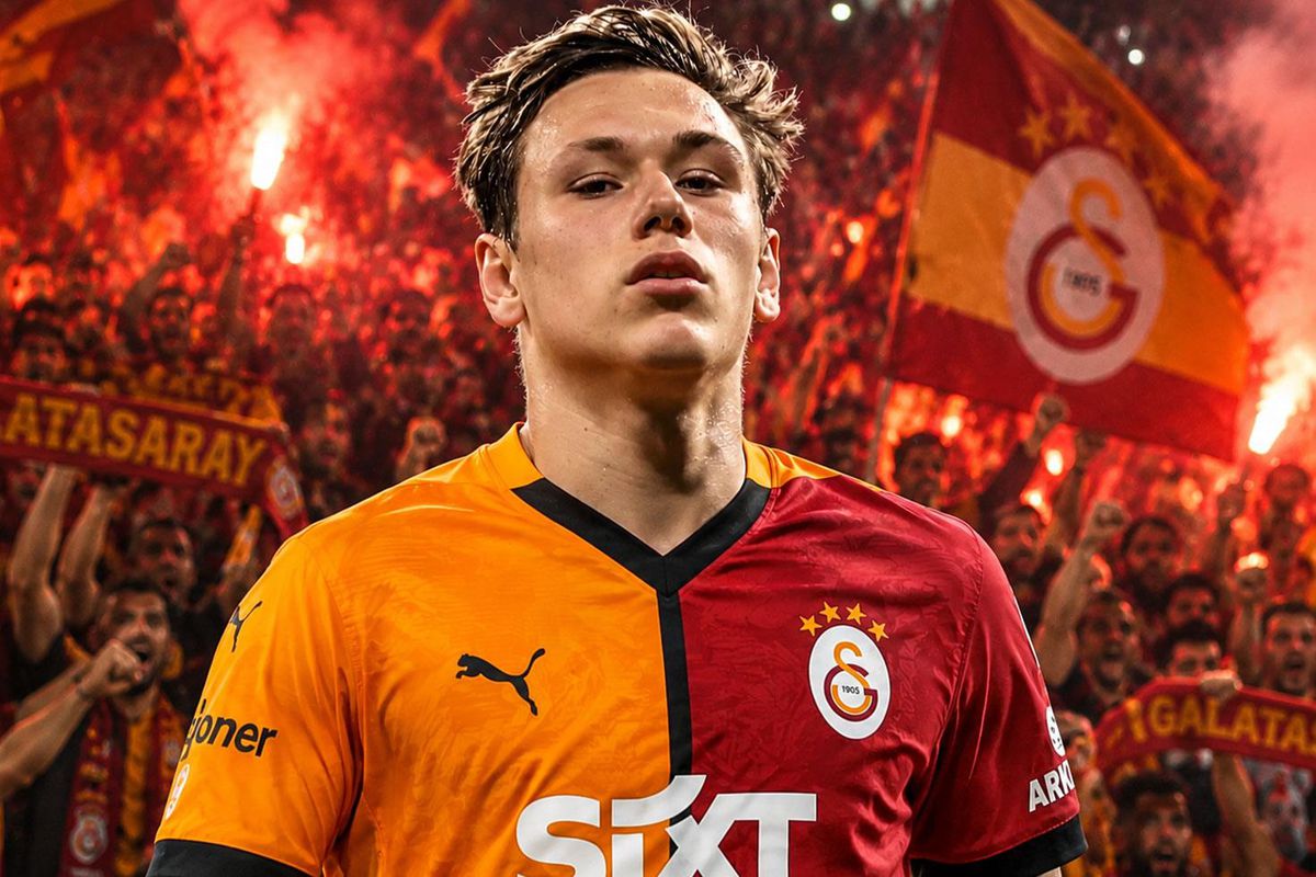 Batrakov daha sahaya adım atmadan Galatasaray tarihine geçti