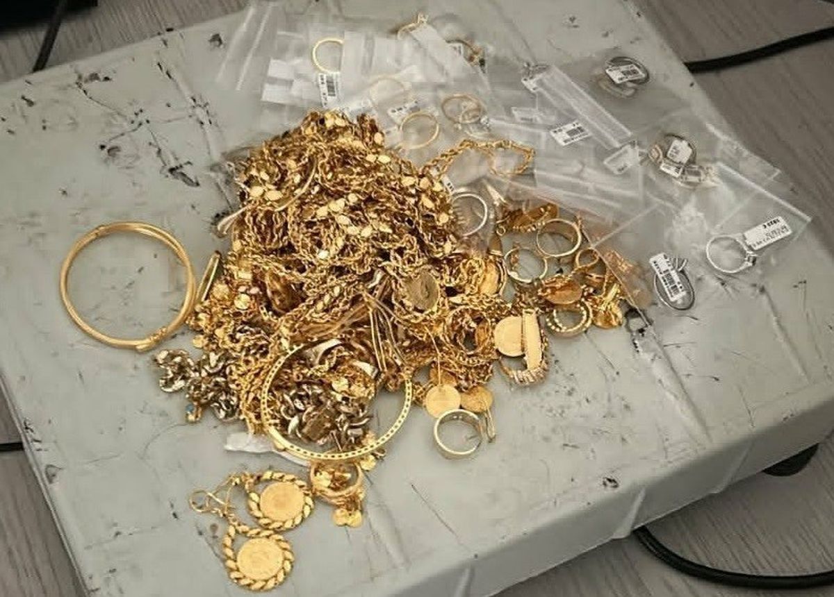 Gurbetçi ailede 603 gram kaçak altın ele geçirildi