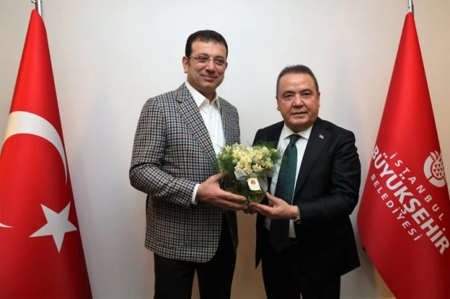 İmamoğlu'nu yakan 'CHP'de adaylık borsası' ifadesi baz kayıtlarında! Sinyal haritası kirli pazarlığı ele verdi 4 chpde adaylik borsasi baz kayi 77543076 9394 1 m