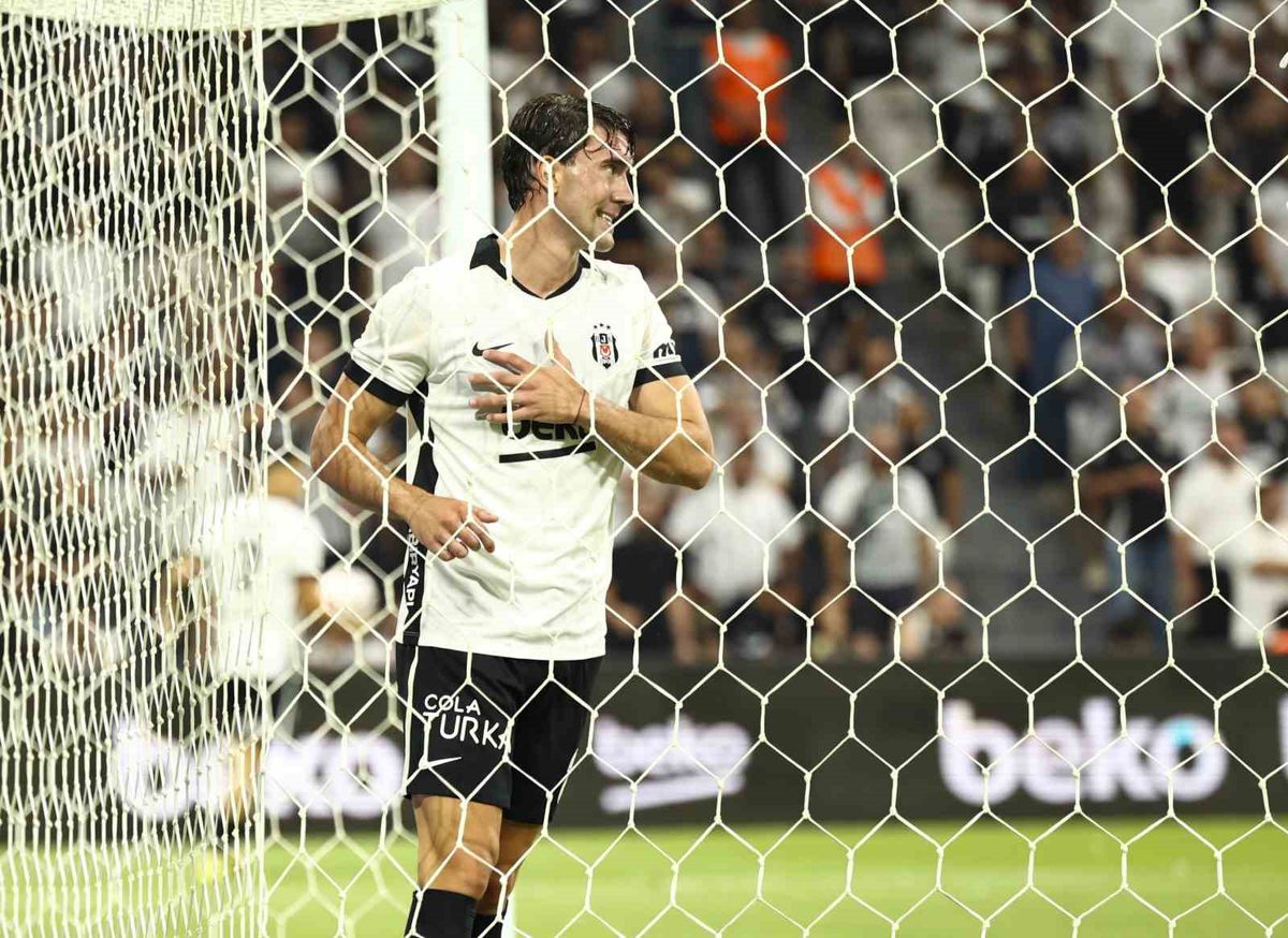 Vlahovic İlk Maçında Beşiktaş'ta