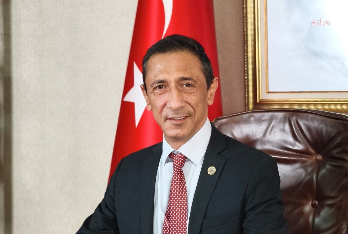 Eğitim Gücü Sen'den önlük genelgesine tepki: Eylem kararı