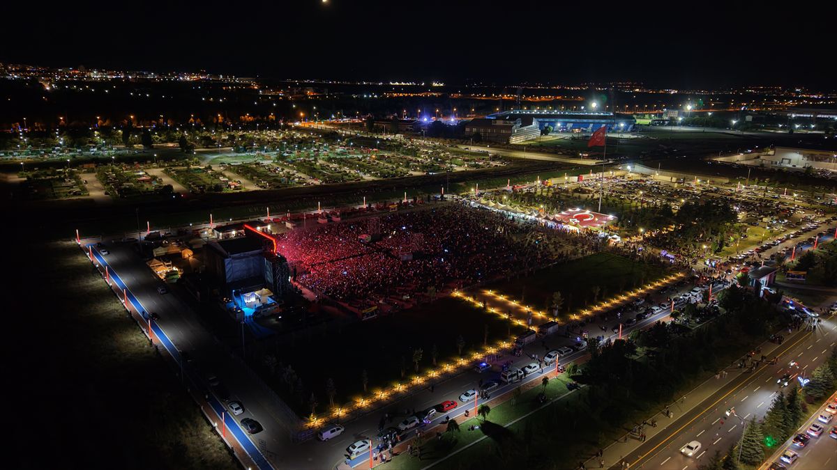 Buray'dan Erzurum'da Unutulmaz Konser
