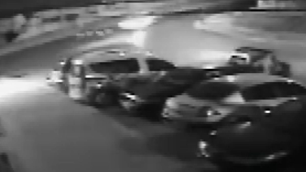 Esenyurt'ta Taksi Motosiklete Çarptı: 2 Ağır Yaralı