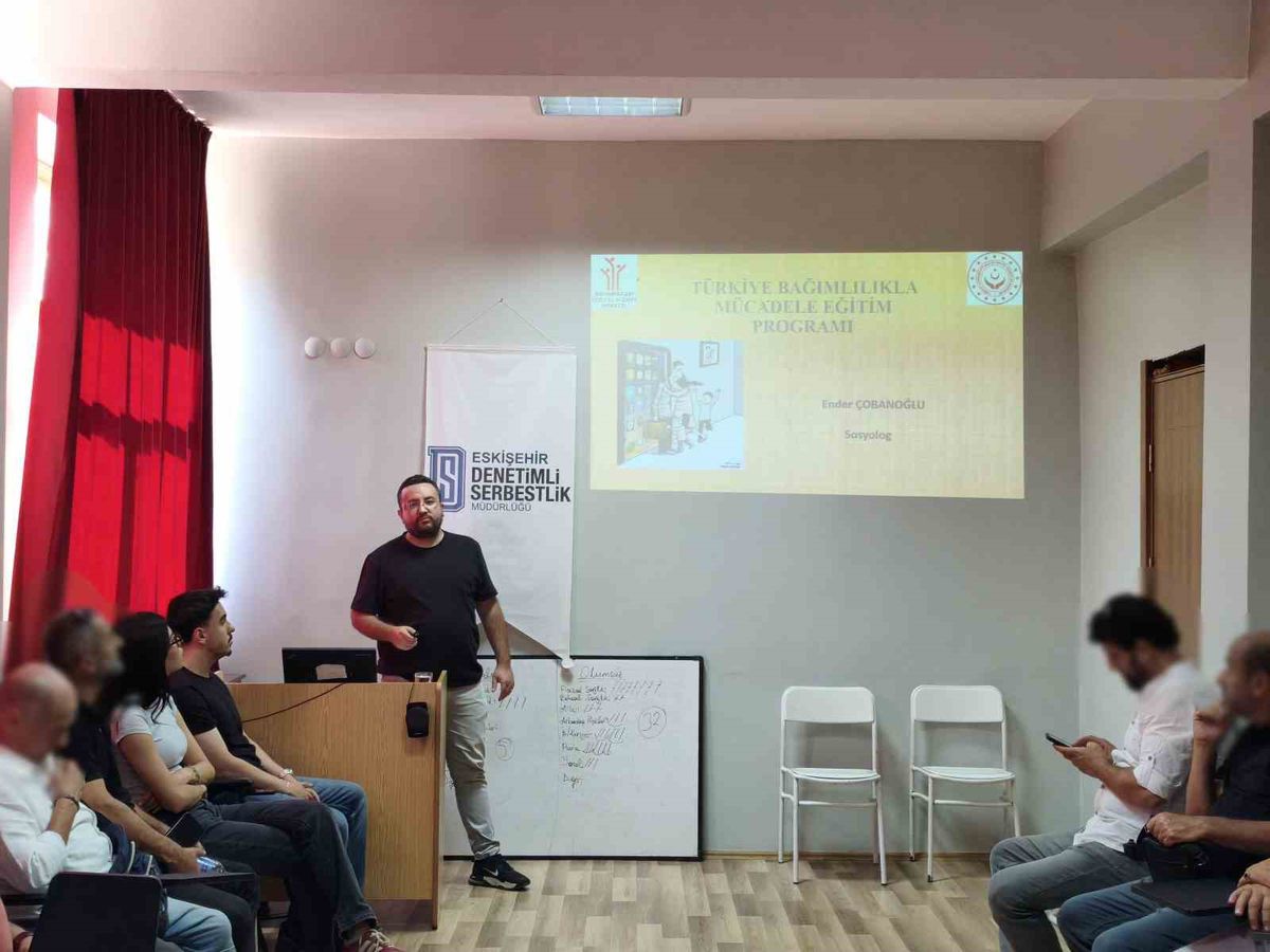 Eskişehir'de Yükümlülere Tütün ve Zararları Semineri