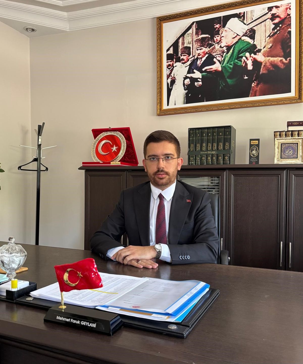 Gevaş İlçe Müftülüğü'ne Mehmet Faruk Geylani Atandı