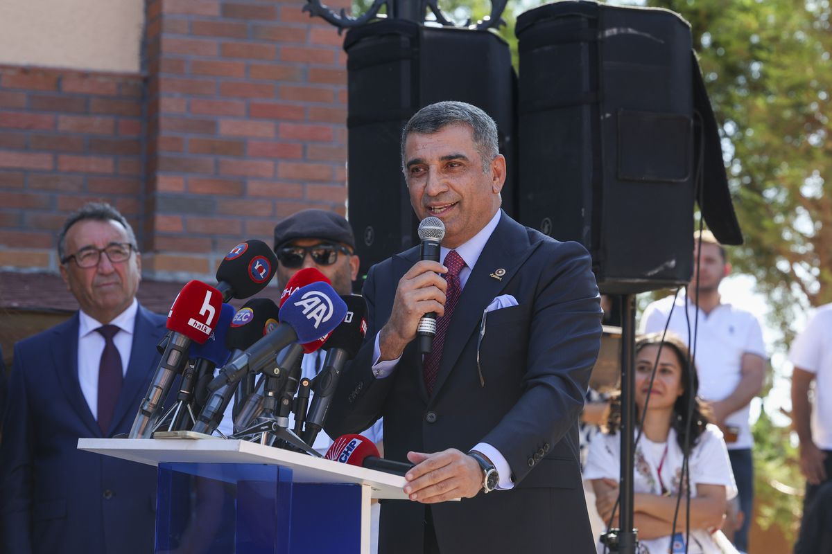 CHP'li Gürsel Erol'dan genel başkanlık açıklaması